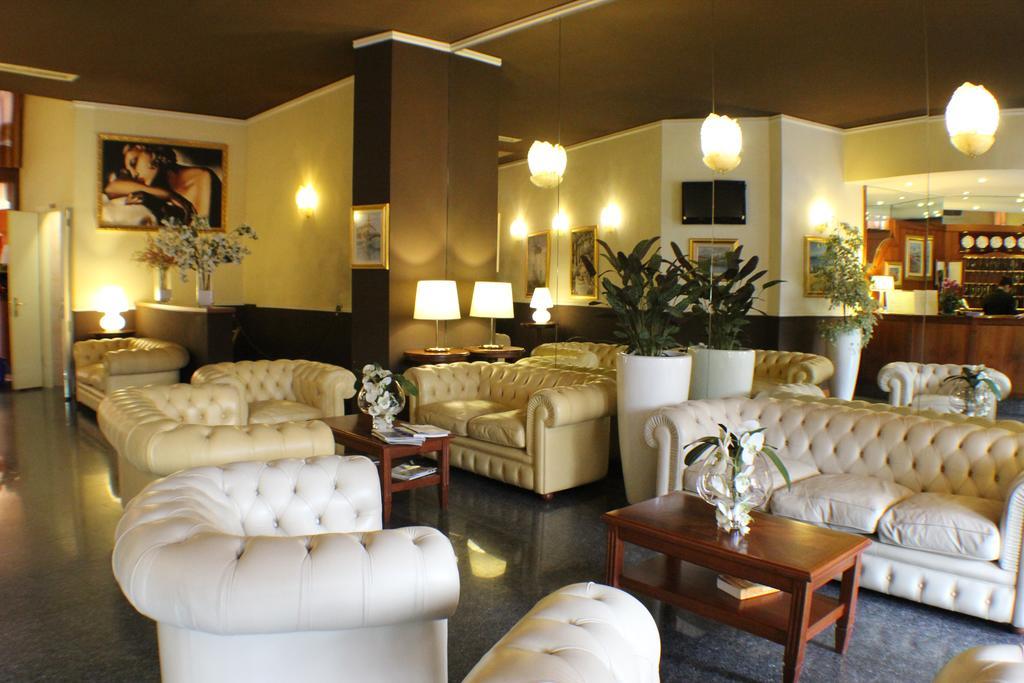 Certosa Hotel ミラノ エクステリア 写真