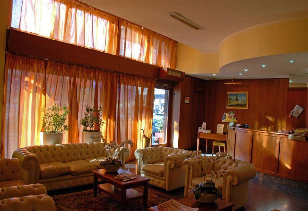 Certosa Hotel ミラノ エクステリア 写真