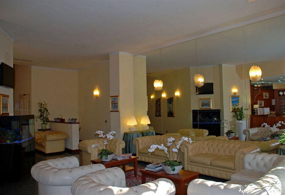 Certosa Hotel ミラノ エクステリア 写真