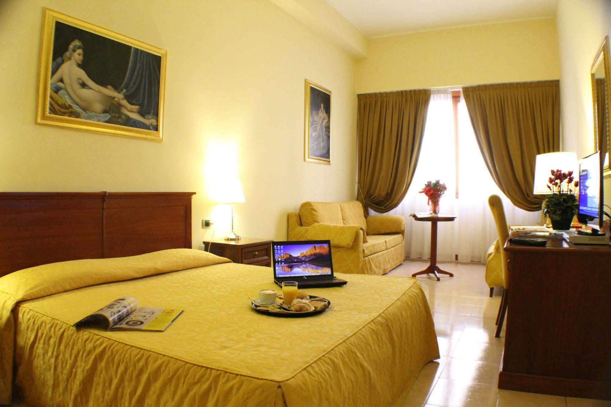 Certosa Hotel ミラノ エクステリア 写真